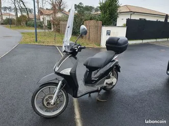scooter piaggio liberty