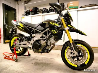 aprilia dorsoduro 750 très bon état