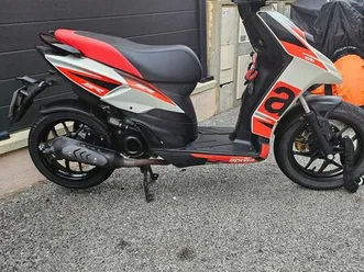 scooter aprilia