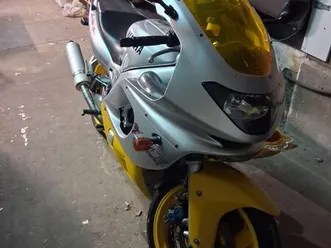 vend yzf 600cm3