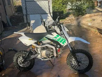 moto 125 ycf - très bon état