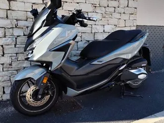 honda forza 350 abs – 2023 – très faible kilométrage – état neuf