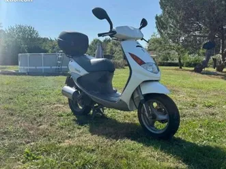 peugeot 100 vivacity