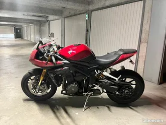 speed triple rr rouge