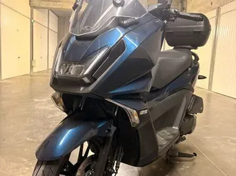 scooter 125 kycmo neuf