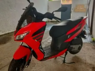 aprilia sxr 50 cc avec facture