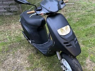 vends scooter piaggio typhoon