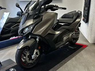 kymco ak 550 premium