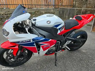 cbr 1000 piste