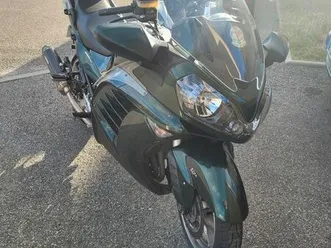 kawasaki 1400 gtr