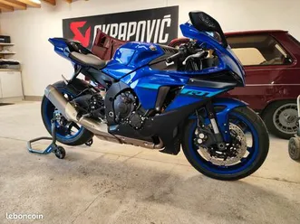 yamaha r1