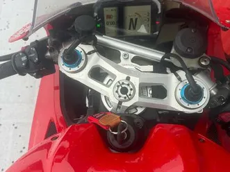 ducati panigale v4s 2023