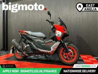 aprilia sr gt 125 sport finance specialists apply now low rate finance delivery available 125 cc