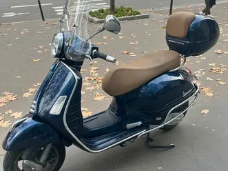 vespa gts 125 bleu