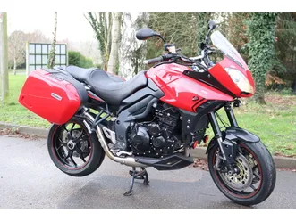 2014 triumph tiger sport 1050, 12 months mot, low mileage, fantas a vendre