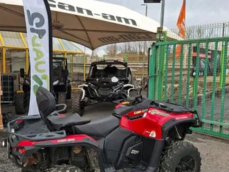quad can-am outlander max 700