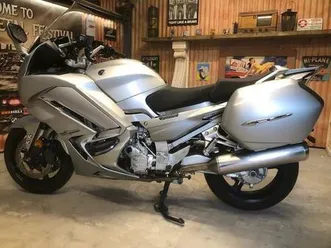 ② yamaha fjr 1300