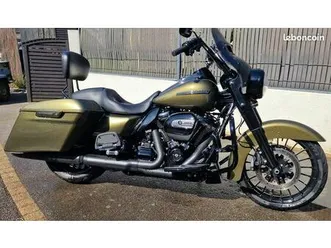 vends ou échange harley davidson road king special
