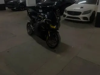 kawasaki ninja zx6r (636 cc)