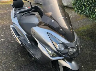 vends scooter 125 daelim 125 s3