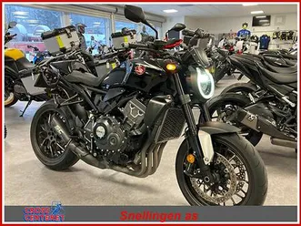 honda cb1000r black edition eksos/varme/bagasje/skiltbrakett/