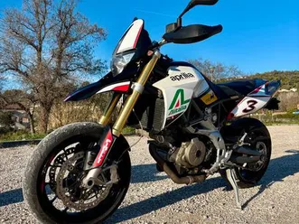 aprilia dorsoduro 750
