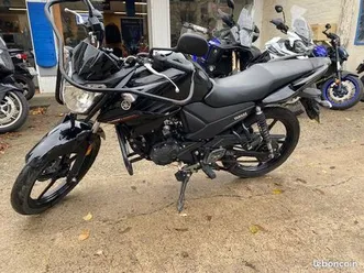 moto yamaha 125 ys - 1ere main + ct ok
