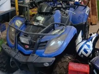 vends quad 300 cm3 2500