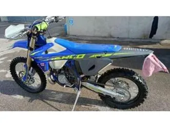 300 se factory (2025)