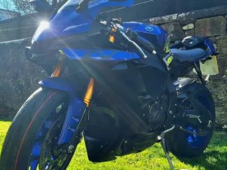 yamaha r1 1000 super sports petrol manual euro 4 (200 ps) 998 cc