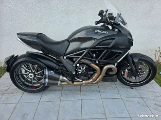 ducati diavel carbone