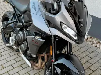 triumph tiget sport 660