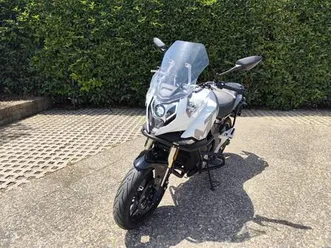 cfmoto cf moto 650 mt 650mt modello crossover/adventure