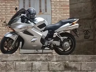 honda vfr 800