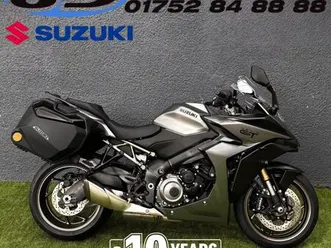 suzuki gsx-s1000gt+