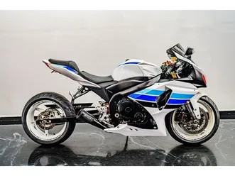 2013 suzuki motor of america inc. gsx-r1000™ 1 million commemorative edition
