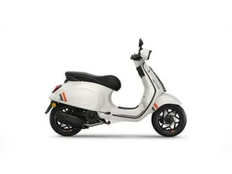 vespa sprint s 125 - save £741