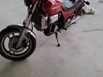 honda vf sabre 750 de 1984 em bom estado pontével