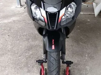 aprilia rsv 1000 r nero