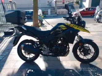 suzuki v strom 250 giallo /nero 2019