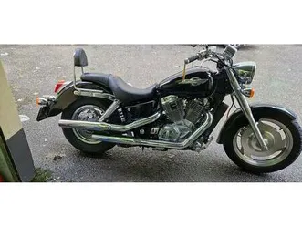 moto honda shadow 1100 c2