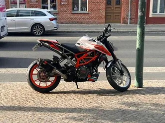 verkaufe meine ktm duke 125 limited edition nr. 06/10