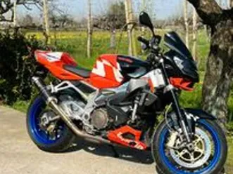 aprilia tuono 1000
