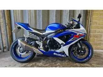 suzuki gsx-r750 k8 749 cc