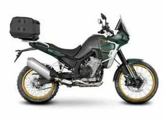 kove 800 x pro con tris valigie shad terra