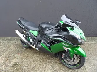 kawasaki zzr 1400 performance sport 2018 1400 cm3 | moto sportive | 4 804 km | gris | 94190 villeneuve st georges