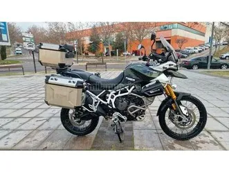 triumph - tiger 900