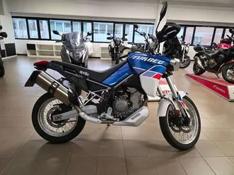 aprilia tuareg 660 bianco