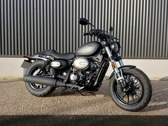 hyosung bobber gv 125 s-evo