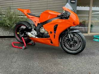 cbr 1000 rr fireblade